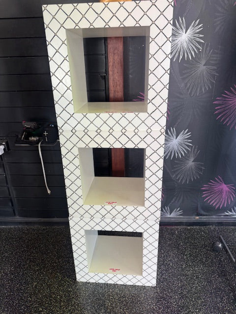 Display cubes