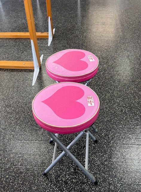 Stool Pink heart