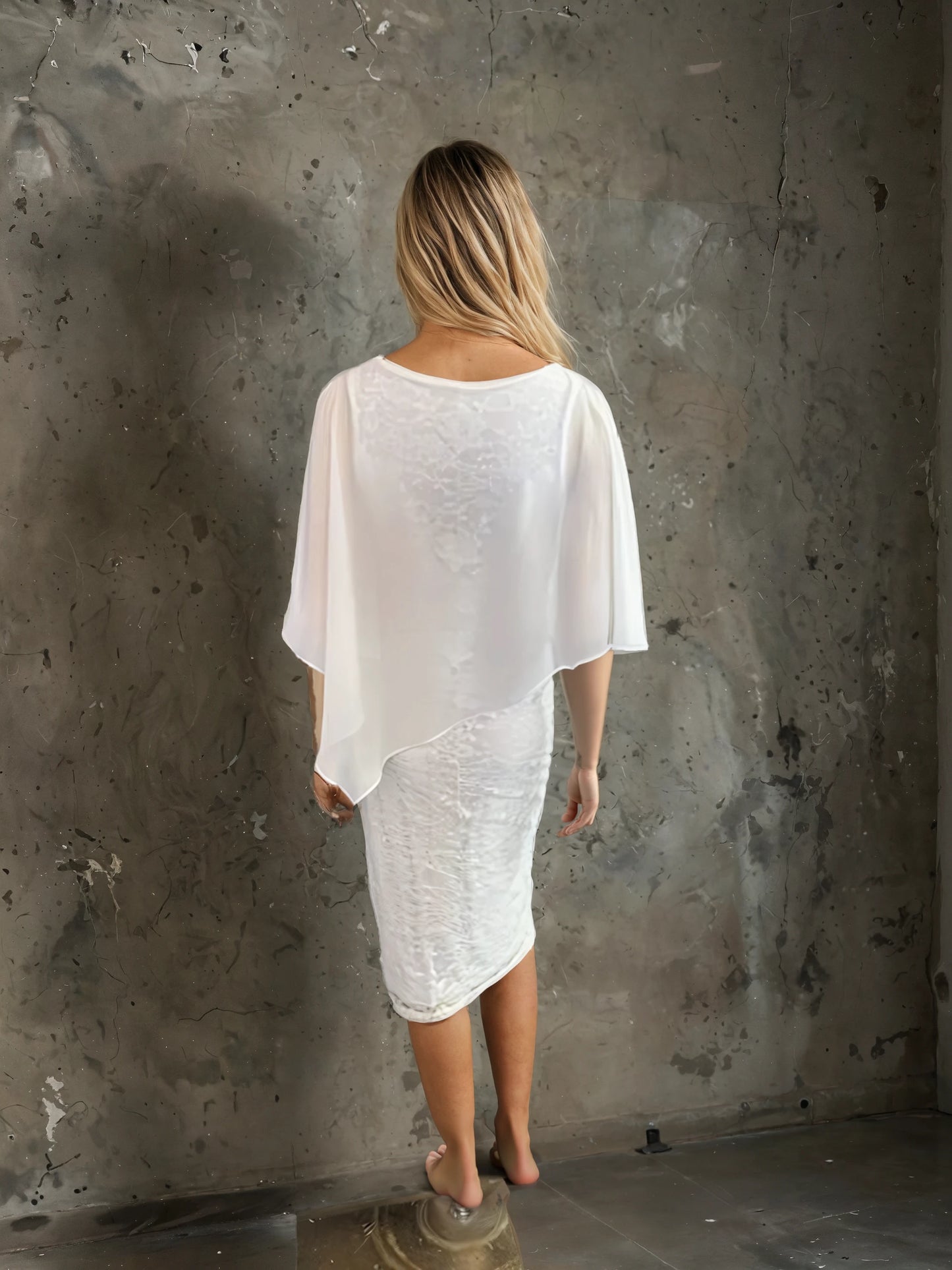 FG10589-White