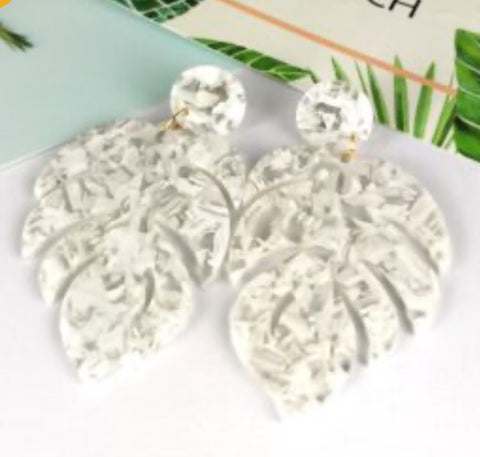 White Leaf Earring - RE1006