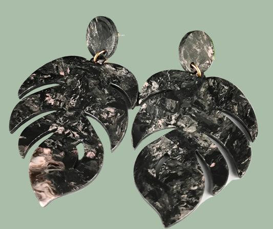 Black and Pink Leaf Earring - RE1006
