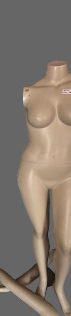 Plus size Prue Mannequin