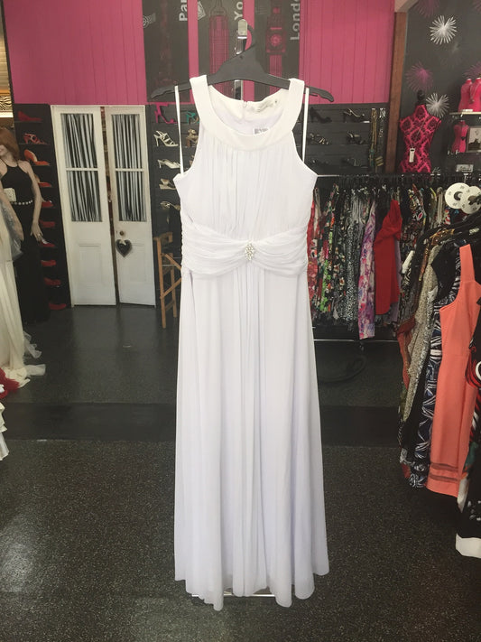 Long White Gown w/brooch